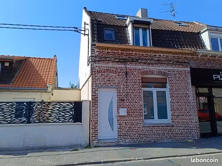 maison 4 pièces 70 m²
