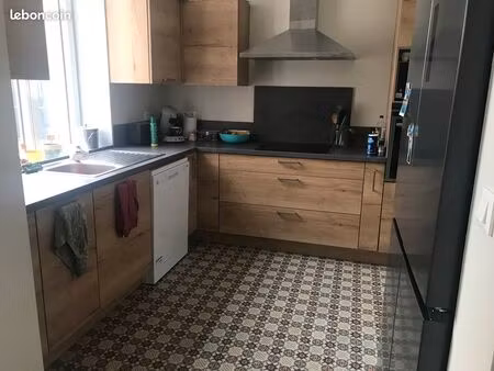 maison de 18o m2