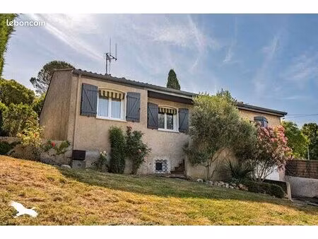 villa 4 pièces 98 m²