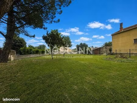 terrain 780 m² bollene