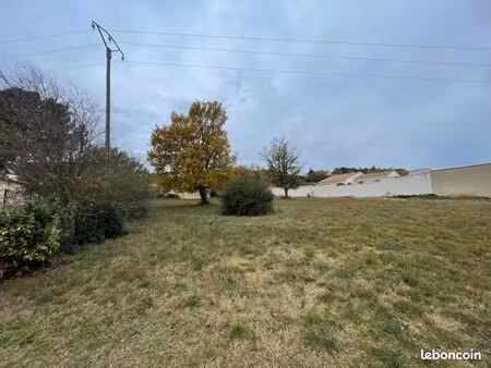 terrain 450 m² saint saturnin les avignon