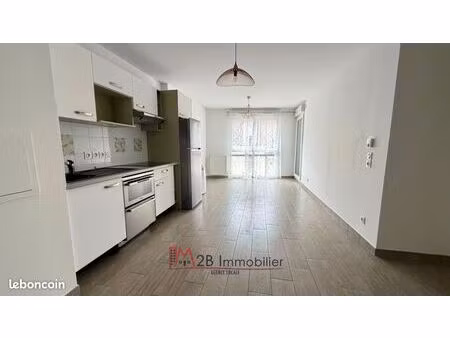 appartement 3 pièces 63 m²