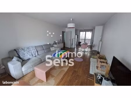 appartement 3 pièces 69 m²