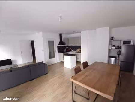 location appartement meublé 66 m² quartier jean baptsite lebas