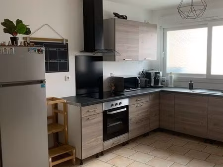 appartement 80m2   2 chambres + jardin