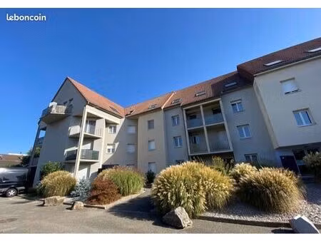 à louer - appartement f2 non meublé de 70 m² - village-neuf - 800 cc
