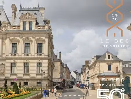 bureaux 78 m² vannes