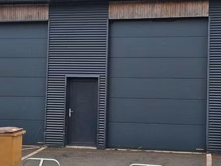 location hangar 150