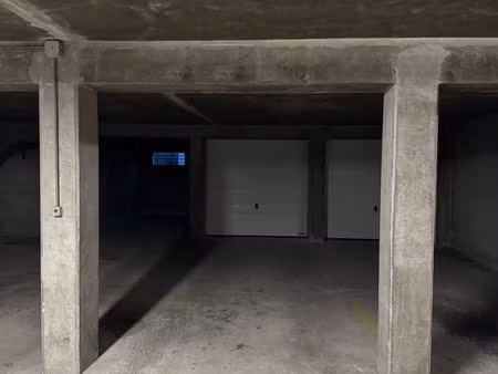 location garage double avec box