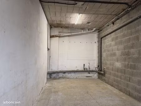 local 30 m² chambéry