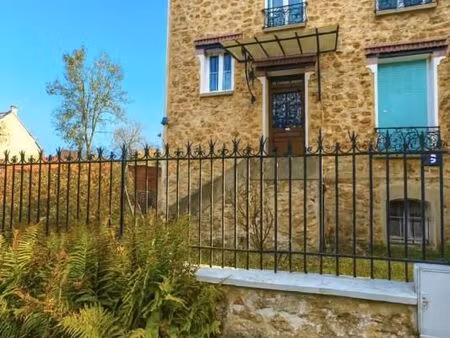 maison 5 pièces 101 m²
