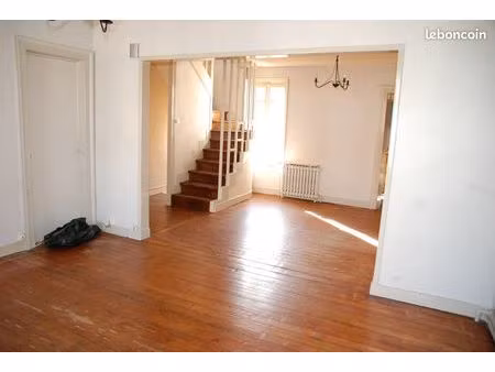 maison 6 pièces 150 m²