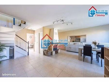 maison 4 pièces 82 m²