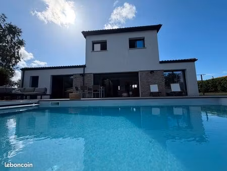 maison avec garage + piscine