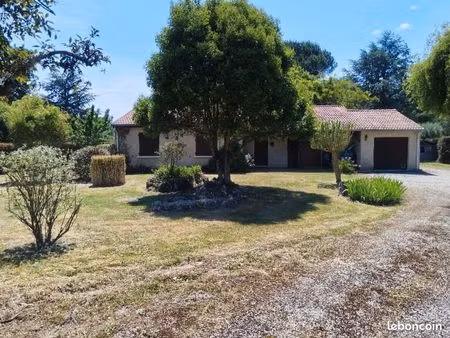 maison - 03 chambres - terrain piscinable 3000m2 - secteur golf