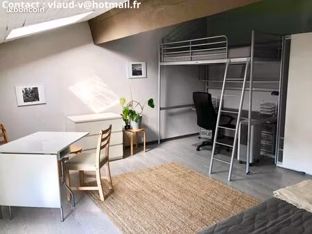 studio en hypercentre de bordeaux à louer  emplacement idéal