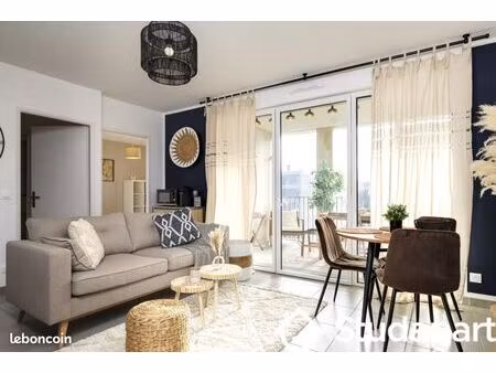 chambre 1 pièce 9 m²
