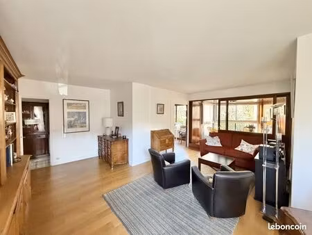 appartement 4 pièces 77 m²