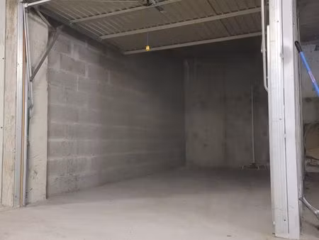 garage / box fermé et securisé