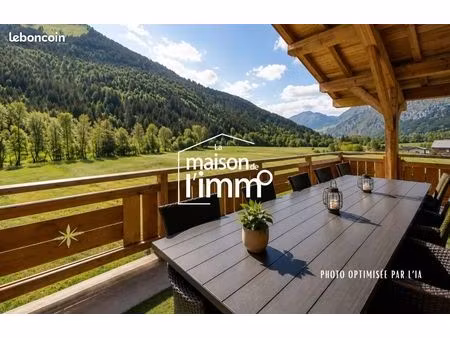 chalet 7 pièces 266 m²