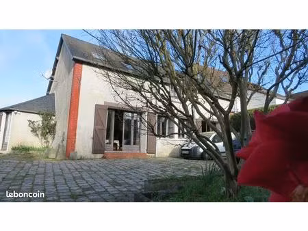 maison 5 pièces avec travaux de rafraîchissement