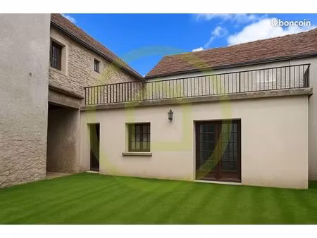 maison 5 pièces 146 m²