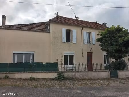maison 4 pièces 89 m²