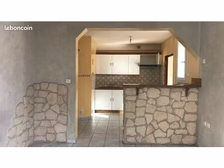 a loue appartement cote maladrerie