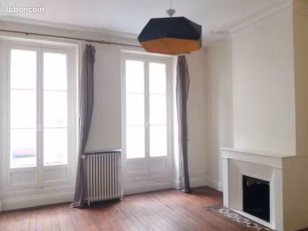 appartement f3 (75 m2) à louer
