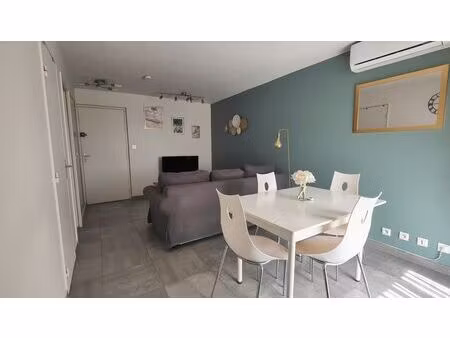 appartement rénové au grau du roi 200m plage