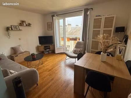 appartement 3 pièces résidence recherchée