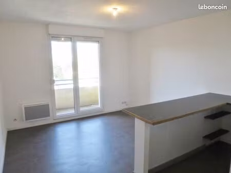 studio 1 pièce 25 m²