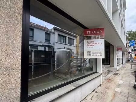 commerciële ruimte op toplocatie in oud-berchem