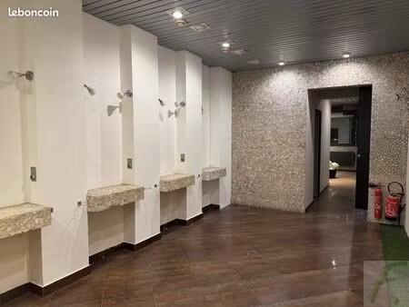 local commercial 45 m² chambery