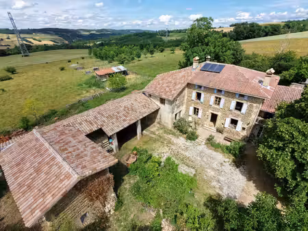 albon – propriété 356 m² sur 2 8 hectares – chevaux  activité agricole ou projet familial