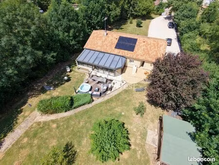 maison 5 pièces 146 m²