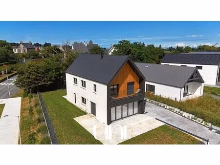 maison 6 pièces de 185 m2 avec garage - bénouville