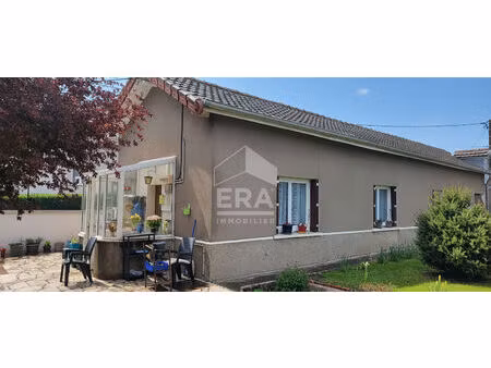maison dole 3 pièce(s) 60 m2  quartier azans  plain-pied  garage double  terrain clos