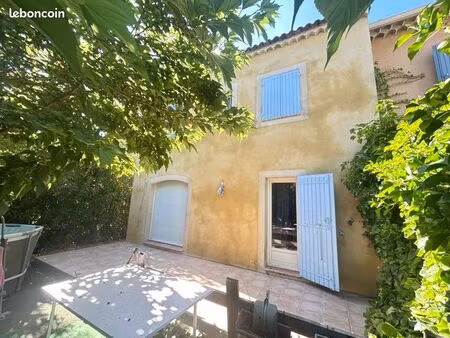 maison agréable 4chbres  jardin  et garage