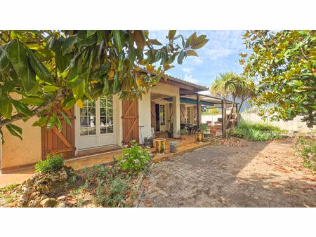 gaillac ? élégante maison familiale de 130 m² avec piscine  pool-house et sous-sol complet