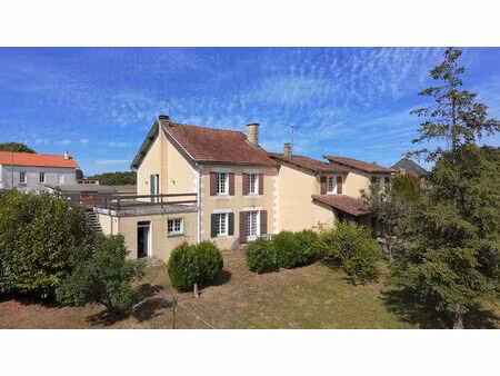 maison saint pierre d exideuil