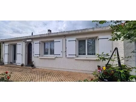 maison gorges 4 p . 3 chs . 84.7 m² . garage . t 545 m² . terrasse