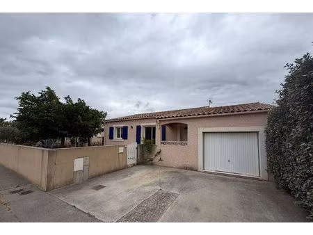 location villa t4 plain-pied à olonzac. 94 m² habitables  3 chambres  jardin clos et garag