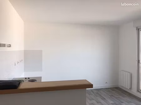 studio 1 pièce 24 m²