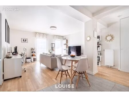 vélizy - appartement 2 pièces avec terrasse de 18m2