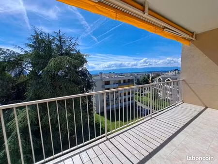 appartement 3 pièces 65 m²