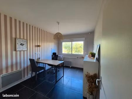 bureau professionnel 12 m² – merlevenez (56)