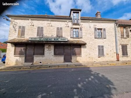 commerce ou grande maison