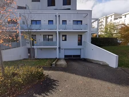parking/box 9 m² annecy