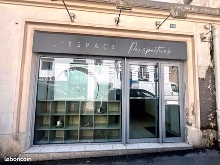 local commercial 47 m2